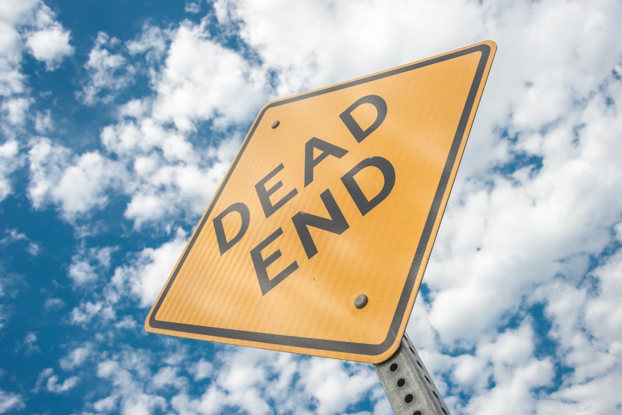 "Dead end" road sign.